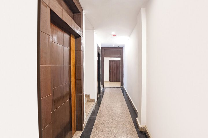 Hotel Interior 3 of 34