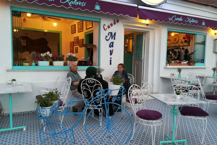Cunda Mavi Otel - Adults Only in Ayvalik