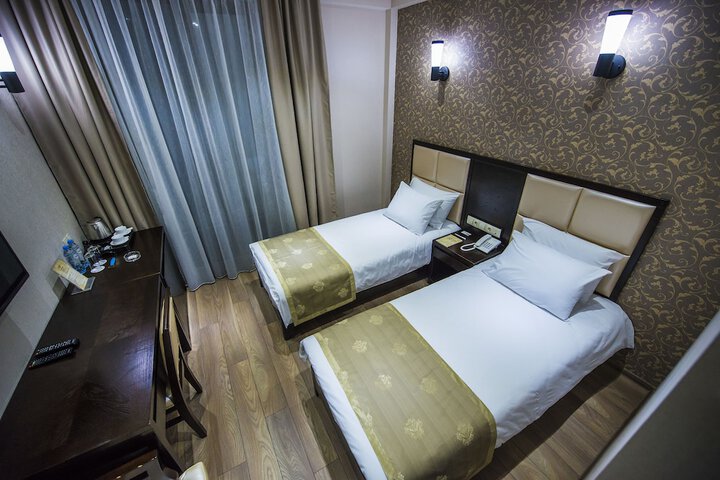 Room 17 of 54