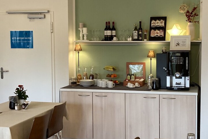Breakfast/Coffee Service 26 of 49