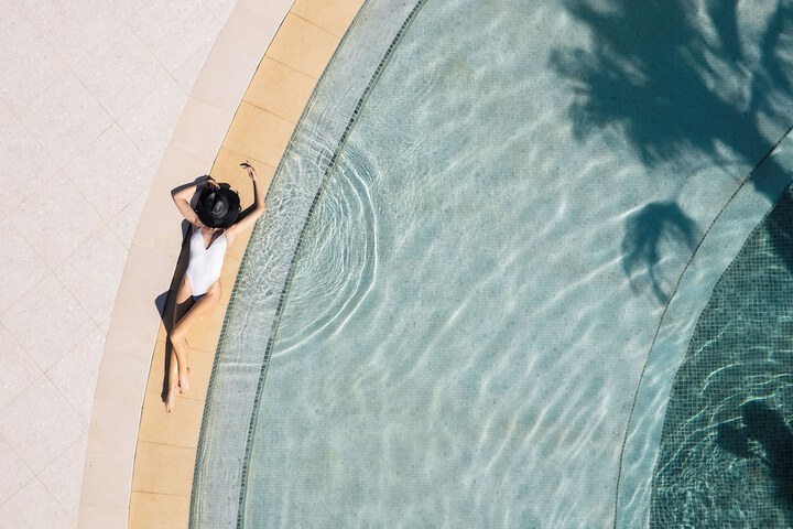 Pool 82 of 136