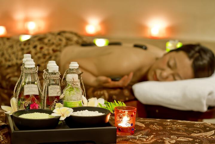 Spa 36 of 60