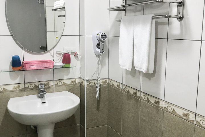 Room 35 of 49