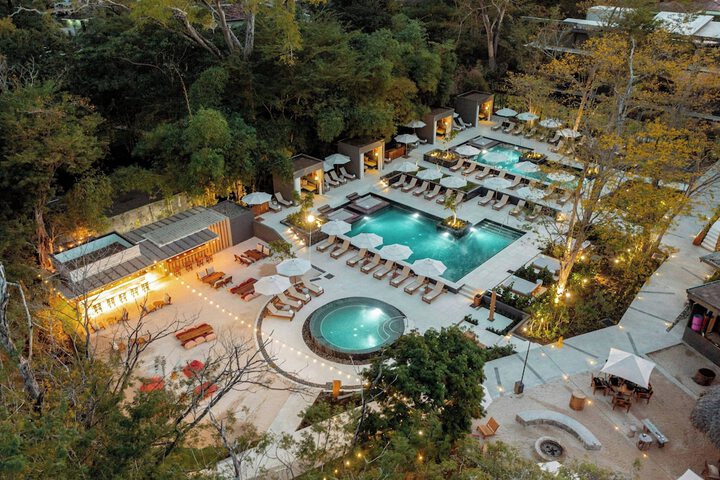 Pool 129 of 252