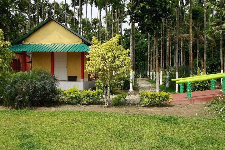 Resort Jayanti Hills Jungle Camp side view