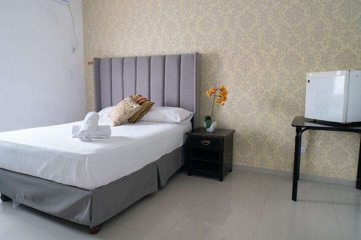Room 19 of 36