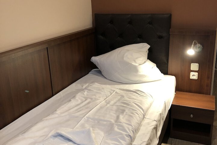 Room 29 of 54