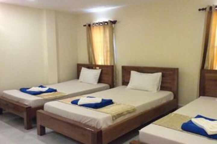 Room 12 of 21