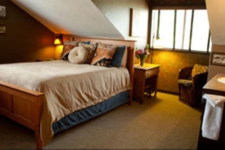 Room 11 of 150