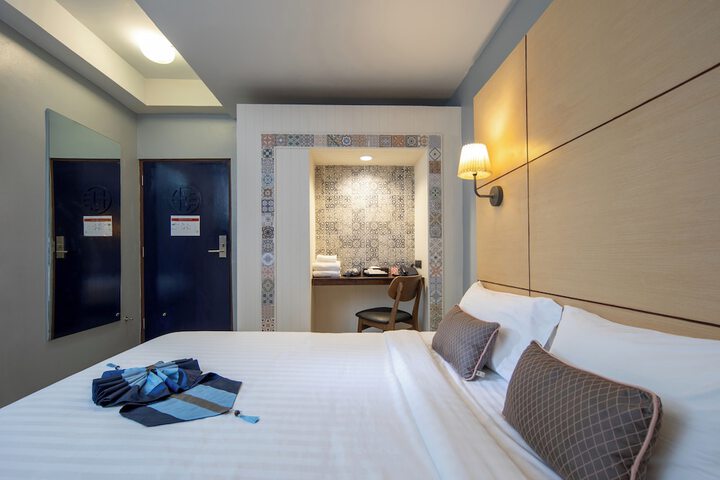 Room 19 of 133