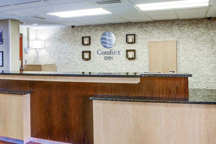 Concierge desk