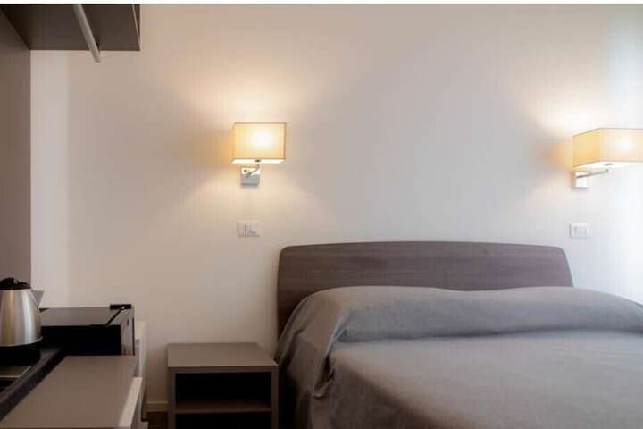 Room 22 of 39