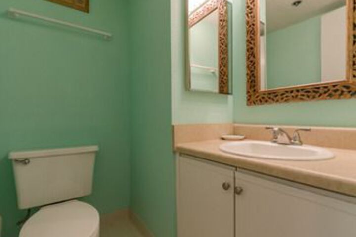 Room 7 of 27