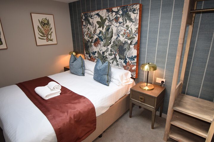 Room 7 of 23