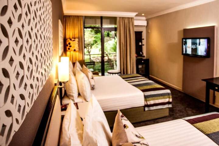 Room 2 of 30