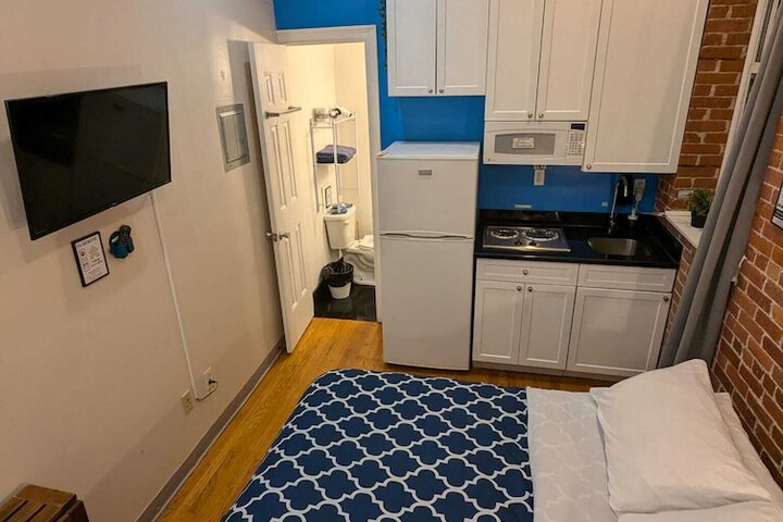 Room 105 of 268