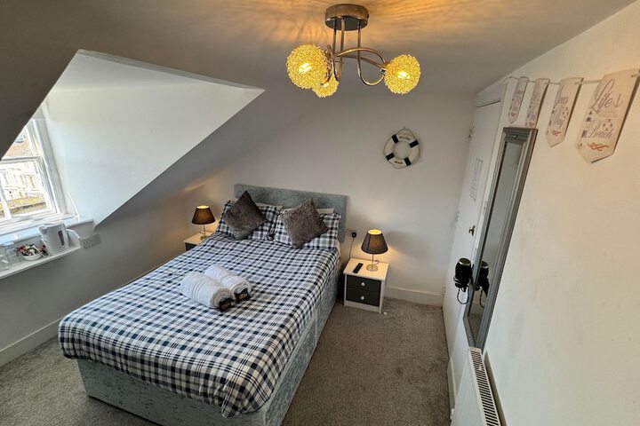 Room 30 of 125