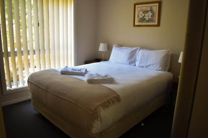 Room 10 of 73