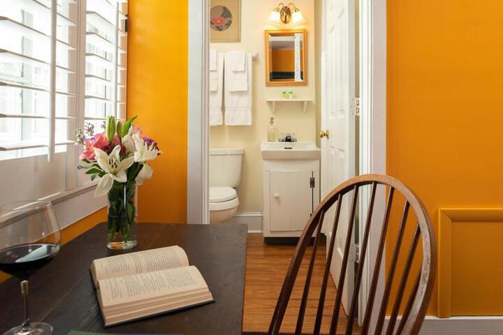 Guestroom Pic