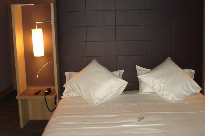 Room 36 of 70