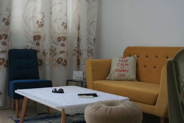 Room 21 of 33