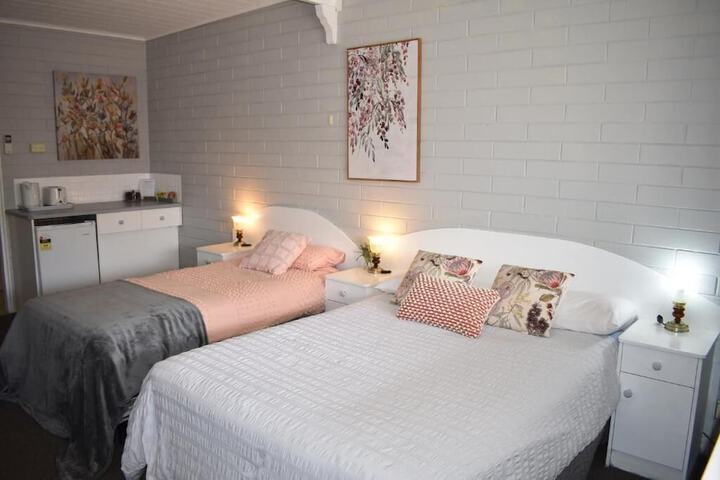 Room 9 of 21
