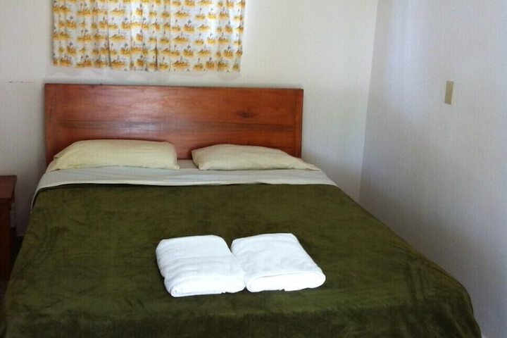 Room 11 of 27