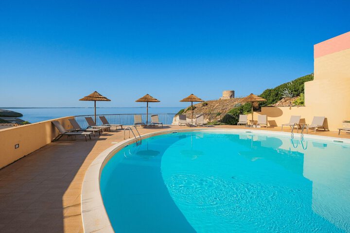 Hotel with Pool