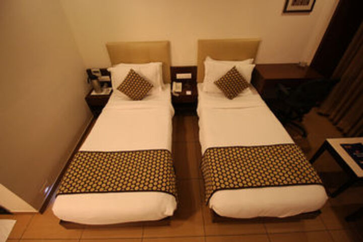 Room 17 of 45
