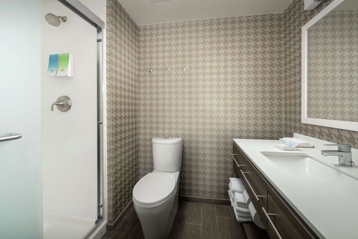 Bathroom shower