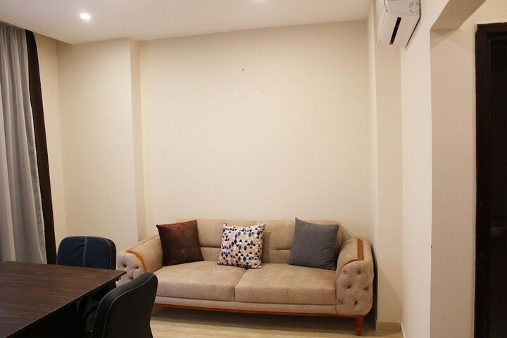 Room 29 of 70