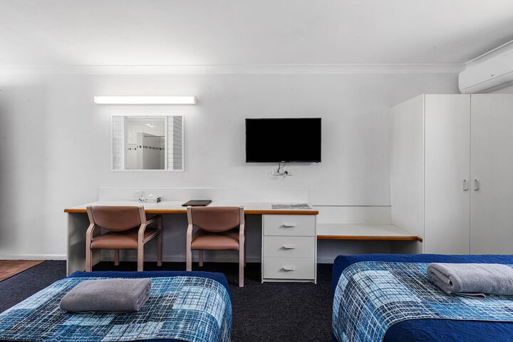 Room 19 of 79