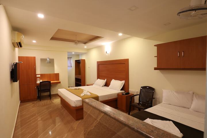 Room 7 of 20