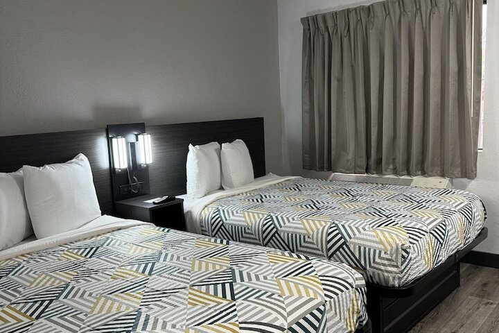 Room 34 of 54
