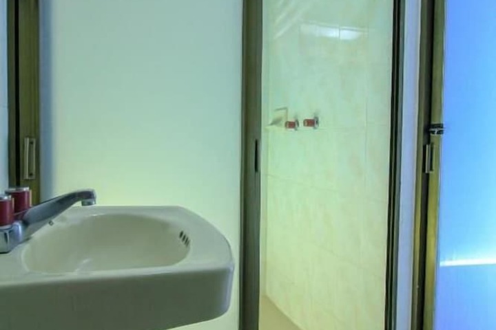 Room 19 of 36