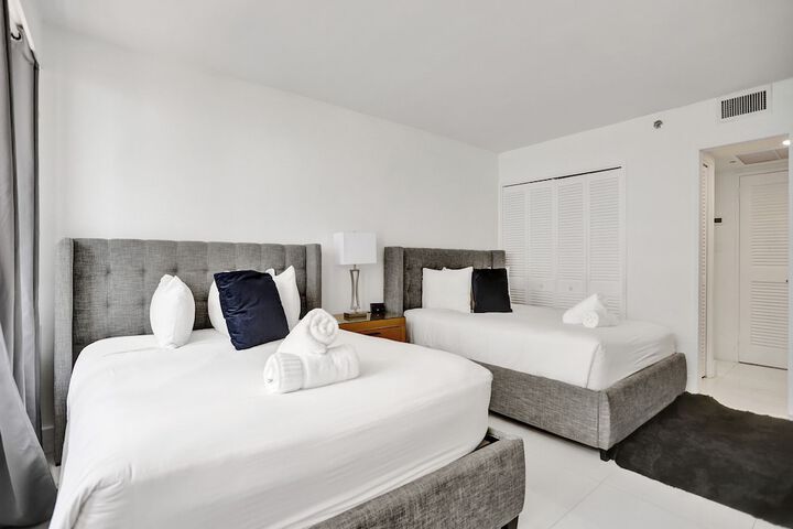 Room 41 of 723