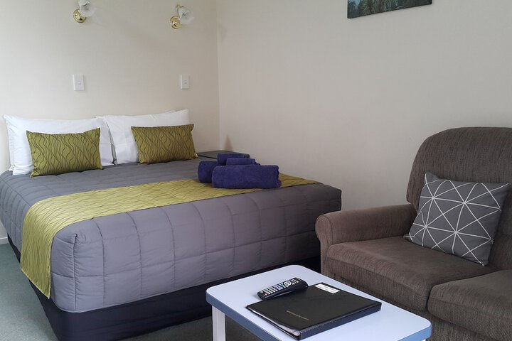 Room 5 of 68