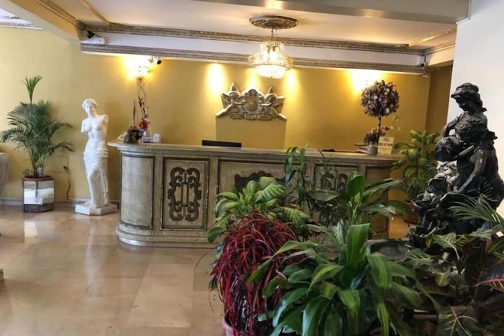 Hotel Interior 4 of 29