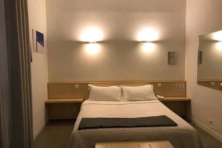 Room 13 of 53