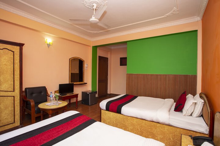 Room 13 of 49