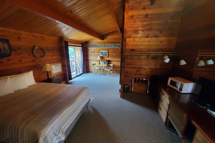 Room 13 of 47