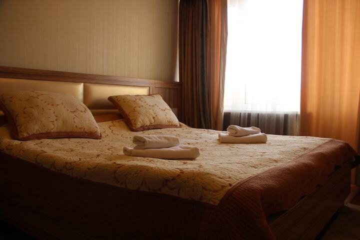 Room 4 of 46