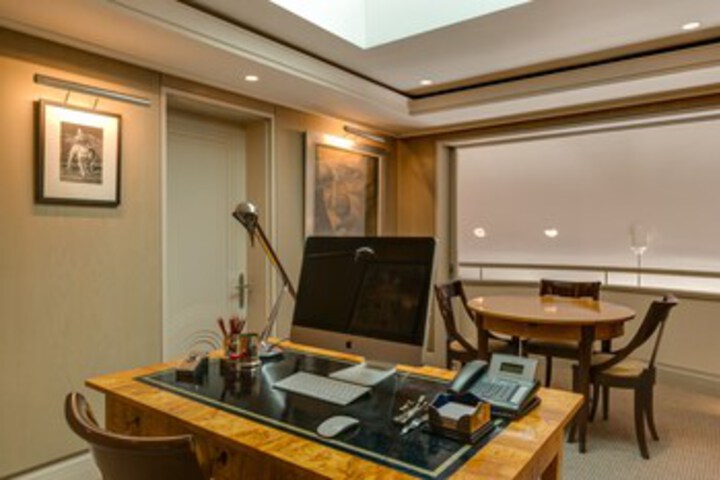 Room 18 of 31