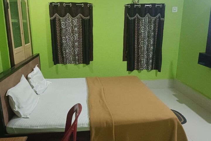 Room 14 of 24