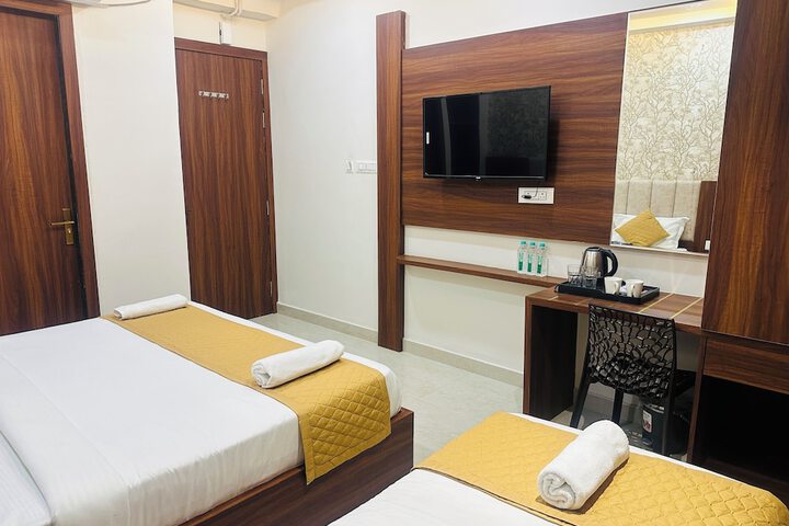 Room 15 of 74