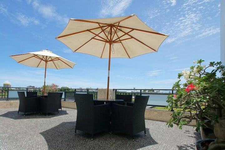 Terrace/Patio 25 of 49