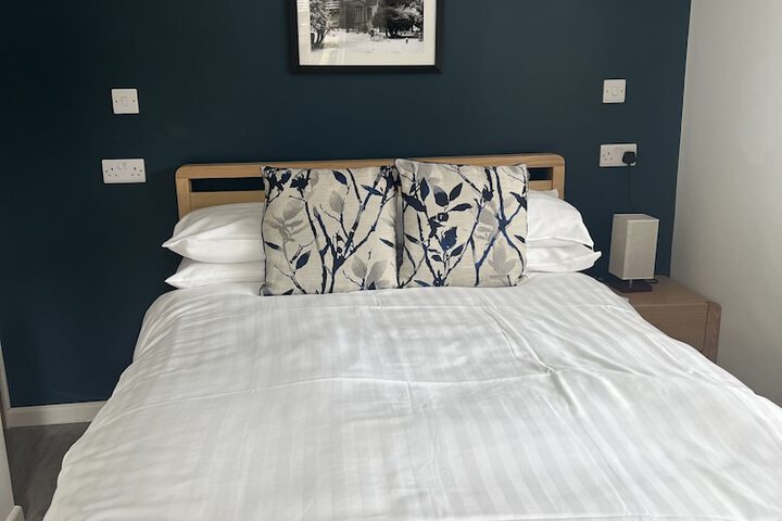 Room 3 of 54