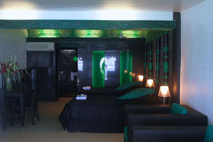 Room 12 of 68