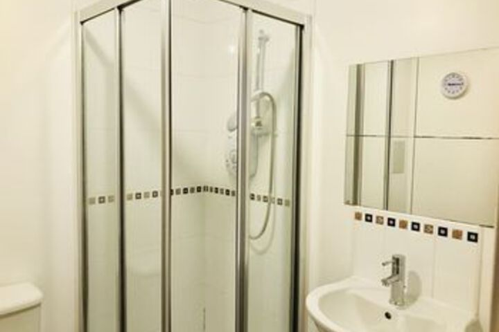 Room 2 of 11