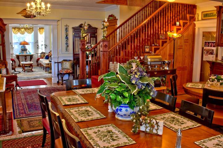 Hotel Interior 155 of 171